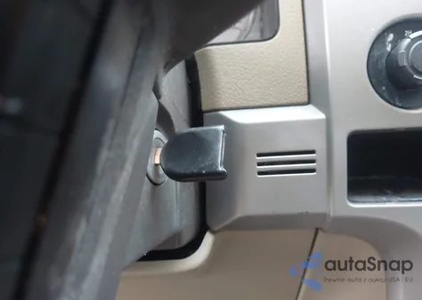 2010 Ford F-150 Fx4/Harley-Davidson/King Ranch/Lariat/Platinum/Xl/Xlt from USA, damaged, VIN 1FTFW1EV9AFD38322